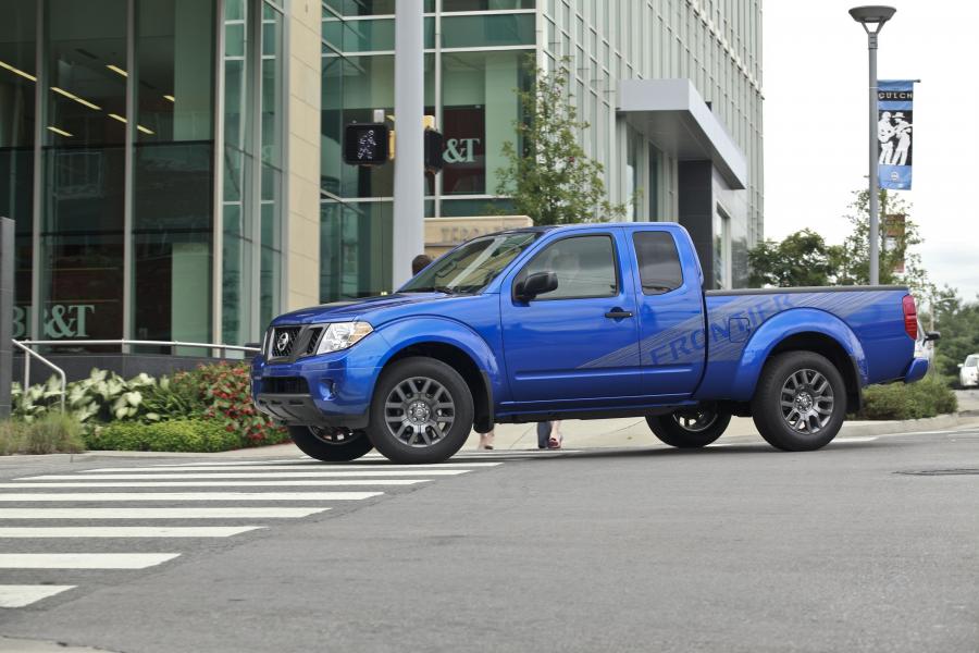  Nissan Frontier Sport Appearance Package 2012 года  (фото 17 из 17)